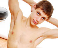 Horny Twink BF Discreet s4